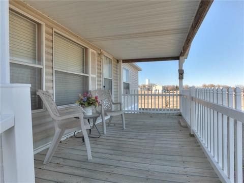 124 Shadow Ridge Dr, Mcloud, OK 74851 photo 4