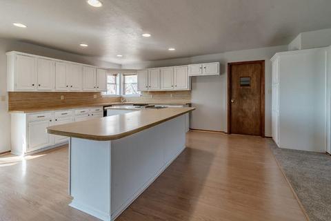 980 Bluestem, Norman, OK 73069 photo 3