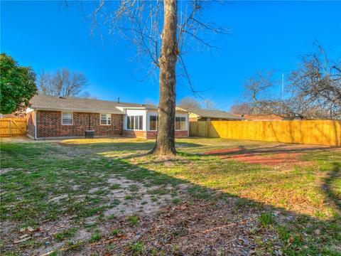 1305 E Brooks St, Norman, OK 73071 photo 33