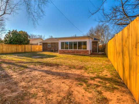 1305 E Brooks St, Norman, OK 73071 photo 31