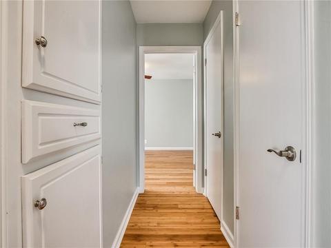 1305 E Brooks St, Norman, OK 73071 photo 25