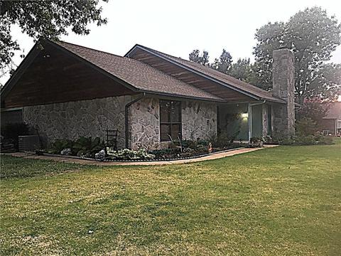 321 Stonegate, Guthrie, OK 73044 photo 1