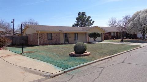 242 William Dr, Altus, OK 73521 photo 1