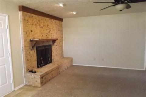 110 Lee Dr, Snyder, OK 73566 photo 3