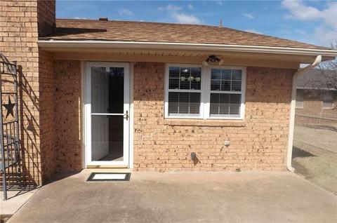 110 Lee Dr, Snyder, OK 73566 photo 34