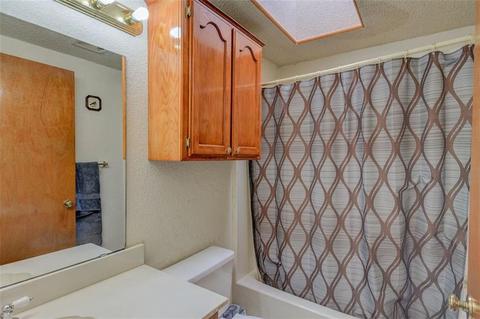 2126 Westmore Dr, Moore, OK 73170 photo 24