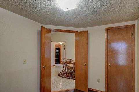 2126 Westmore Dr, Moore, OK 73170 photo 10