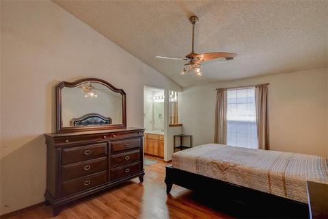 2126 Westmore Dr, Moore, OK 73170 photo 16