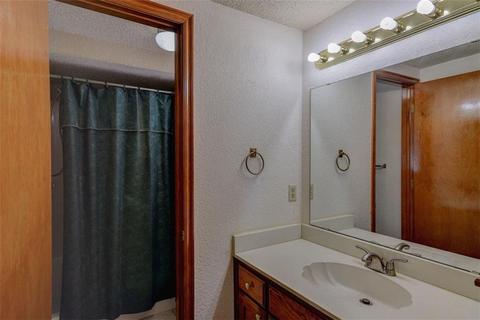 2126 Westmore Dr, Moore, OK 73170 photo 19