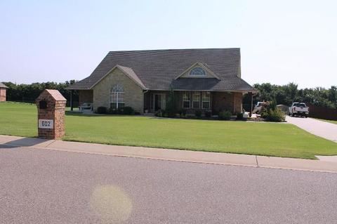 602 Silver Tree Cir, Choctaw, OK 73020 photo 1