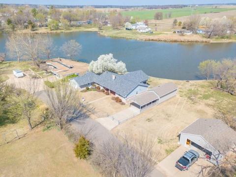 2009 Lakeview Dr, Crescent, OK 73028 photo 8