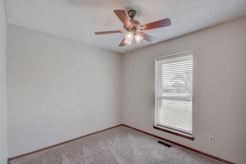 2000 Barrington, Norman, OK 73071 photo 19