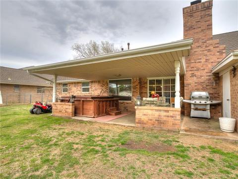408 Thorton Dr, Norman, OK 73069 photo 3