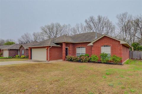 404 Bent Tree, Noble, OK 73068 photo 2