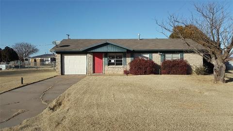 412 W 3rd, Olustee, OK 73560 photo 1