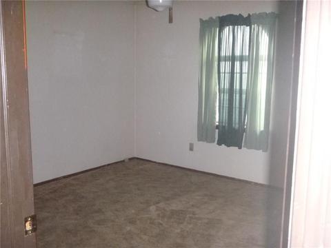 1205 E Ridgecrest, Altus, OK 73521 photo 9