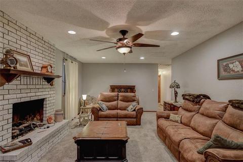 15889 Nicholas Dr, Wayne, OK 73095 photo 6