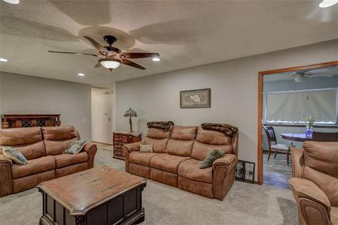 15889 Nicholas Dr, Wayne, OK 73095 photo 8