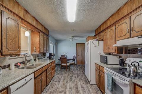 15889 Nicholas Dr, Wayne, OK 73095 photo 12