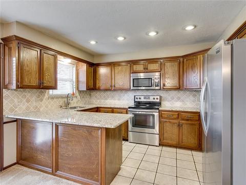 3104 Eagle Pass Ln, Edmond, OK 73013 photo 10