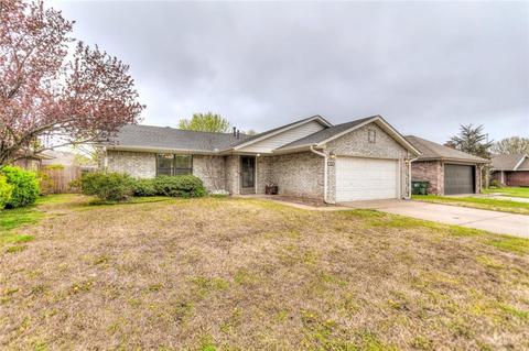 320 Baker St, Norman, OK 73072 photo 1