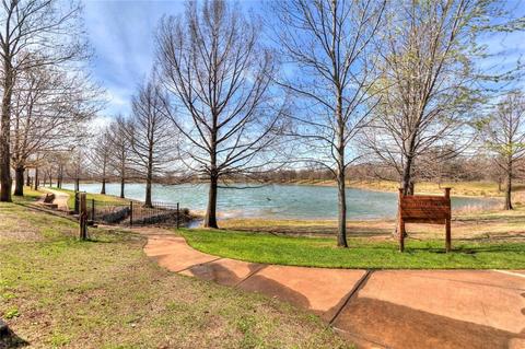 320 Baker St, Norman, OK 73072 photo 35