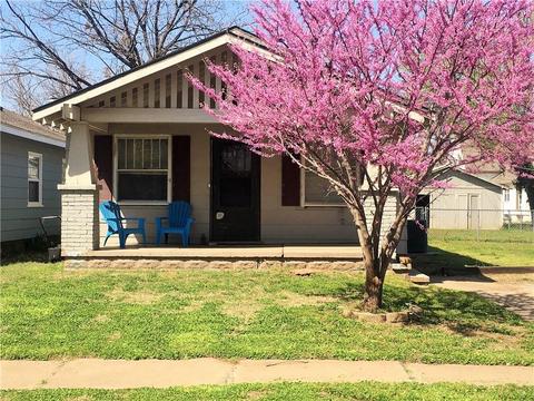 216 E Adams, Crescent, OK 73028 photo 1
