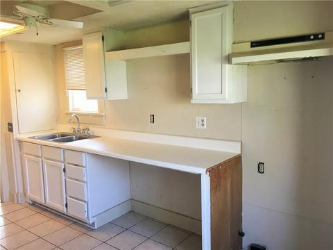 216 E Adams, Crescent, OK 73028 photo 8