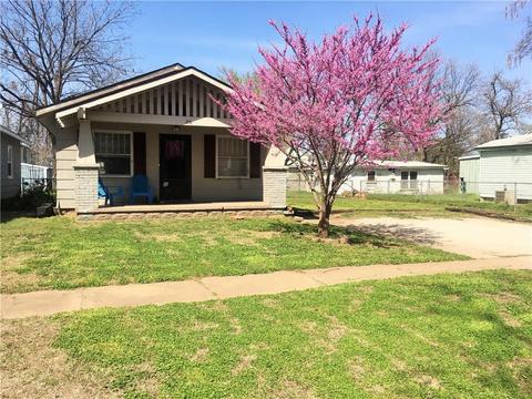 216 E Adams, Crescent, OK 73028 photo 3