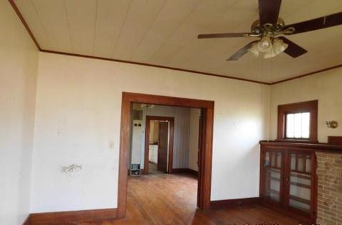 101 W Bond St, Coyle, OK 73027 photo 2