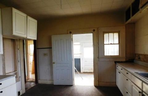 101 W Bond St, Coyle, OK 73027 photo 4
