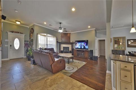 2213 Wheaton Dr, Norman, OK 73071 photo 4