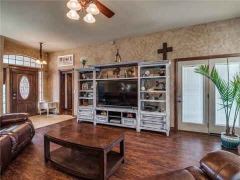 1943 County Road 1211, Tuttle, OK 73089 photo 6