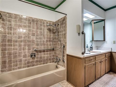 7905 NW 27th St, Bethany, OK 73008 photo 23