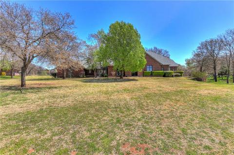5200 Summit Dr, Edmond, OK 73034 photo 3
