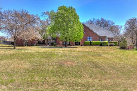 5200 Summit Dr, Edmond, OK 73034 photo 1