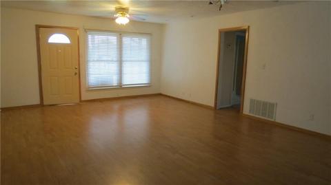 112 Cameron Dr, Altus, OK 73521 photo 9