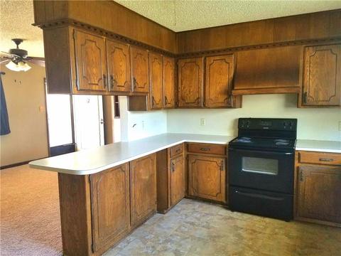 1024 Burns St, Altus, OK 73521 photo 8