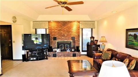 1160 S May, Guthrie, OK 73044 photo 9