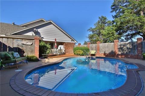 1160 S May, Guthrie, OK 73044 photo 2