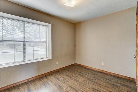 1909 Foxfire Rd, Edmond, OK 73003 photo 23