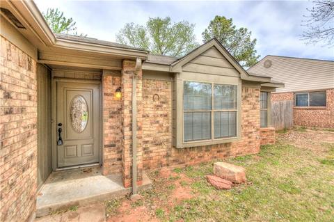 1909 Foxfire Rd, Edmond, OK 73003 photo 3