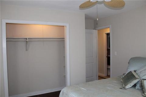 909 E Sycamore Ave, Altus, OK 73521 photo 8