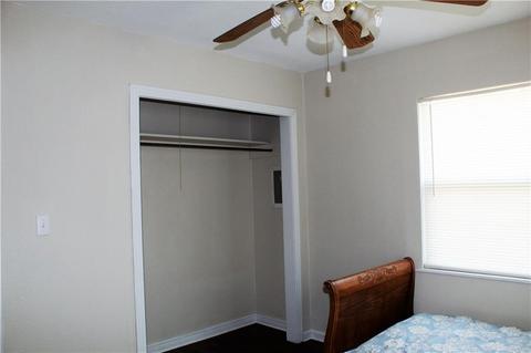 909 E Sycamore Ave, Altus, OK 73521 photo 10