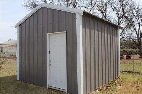 909 E Sycamore Ave, Altus, OK 73521 photo 12