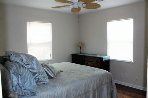 909 E Sycamore Ave, Altus, OK 73521 photo 7