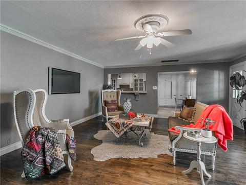 951 Mockingbird Ln, Norman, OK 73071 photo 1