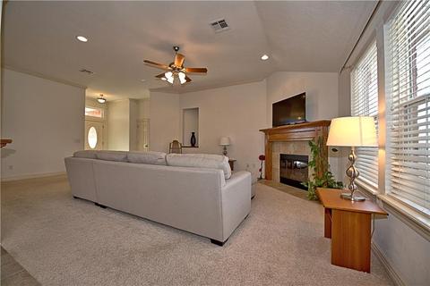 1605 Mead Ln, Moore, OK 73170 photo 12