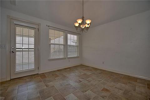 1605 Mead Ln, Moore, OK 73170 photo 13