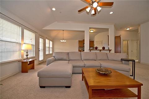 1605 Mead Ln, Moore, OK 73170 photo 5